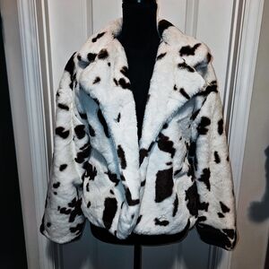 Jade & Ivory Women's Faux Fur Cow Print Jacket -Size Large & Medium